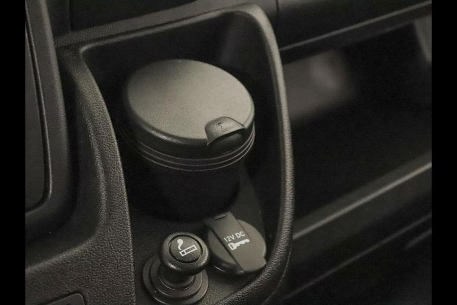 Opel Movano 140pk L2H2 Edition Navi Camera Parkeersensoren Trekhaak Cruise control Airco