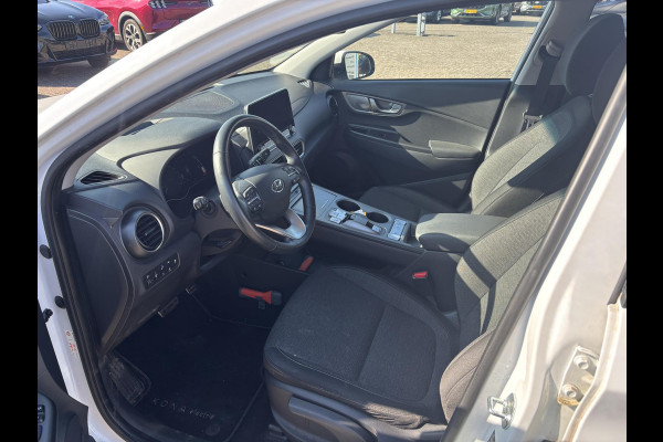 Hyundai Kona EV Fashion 64 kWh | Navigatie | Camera | Head up Display