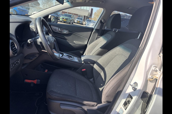 Hyundai Kona EV Fashion 64 kWh | Navigatie | Camera | Head up Display