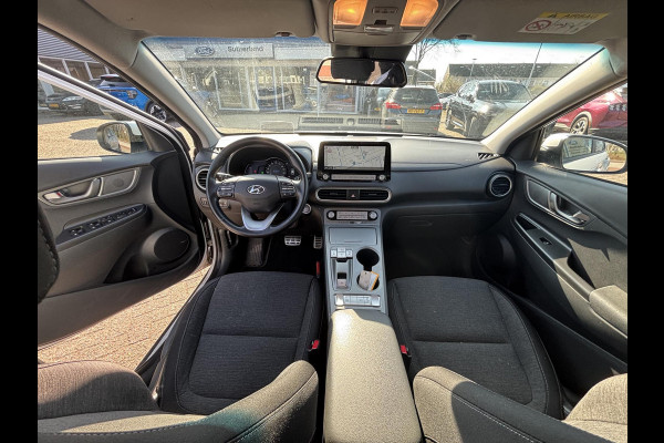 Hyundai Kona EV Fashion 64 kWh | Navigatie | Camera | Head up Display
