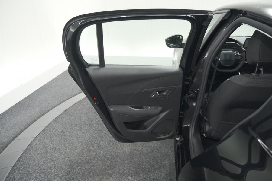 Peugeot 208 PureTech 100 EAT8 Active Pack | Parkeersensoren | Apple Carplay | Airco