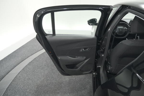 Peugeot 208 PureTech 100 EAT8 Active Pack | Parkeersensoren | Apple Carplay | Airco