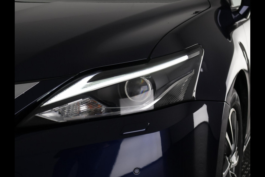 Lexus CT 200h Ultimate Edition | Apple Carplay & AndroidAUTO | Adapt.Cruise Control | Navigatiesysteem