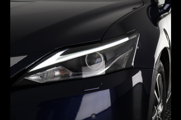 Lexus CT 200h Ultimate Edition | Apple Carplay & AndroidAUTO | Adapt.Cruise Control | Navigatiesysteem