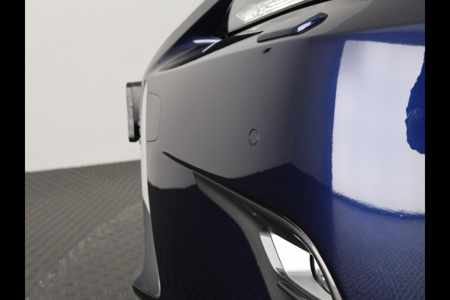 Lexus CT 200h Ultimate Edition | Apple Carplay & AndroidAUTO | Adapt.Cruise Control | Navigatiesysteem