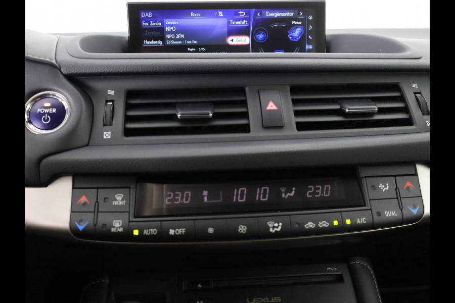 Lexus CT 200h Ultimate Edition | Apple Carplay & AndroidAUTO | Adapt.Cruise Control | Navigatiesysteem