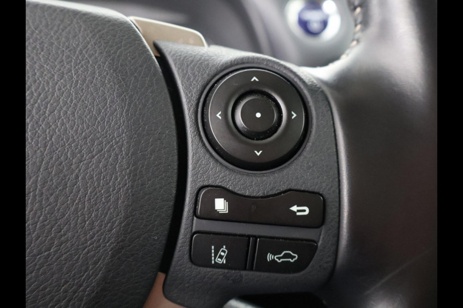 Lexus CT 200h Ultimate Edition | Apple Carplay & AndroidAUTO | Adapt.Cruise Control | Navigatiesysteem