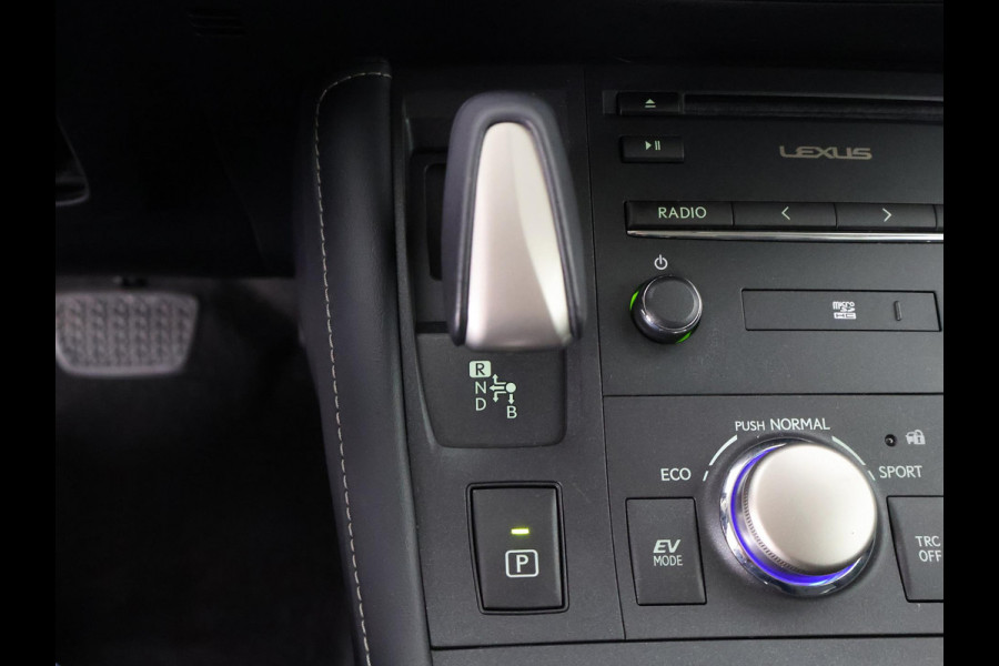 Lexus CT 200h Ultimate Edition | Apple Carplay & AndroidAUTO | Adapt.Cruise Control | Navigatiesysteem