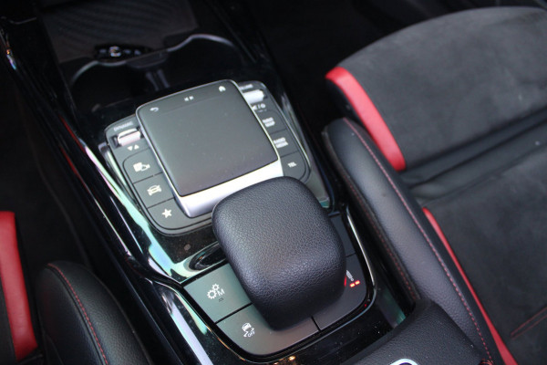 Mercedes-Benz CLA-Klasse AMG 45 S 421pk 4MATIC+ | Pano | Kuipstoelen | 360 | ACC | Memory