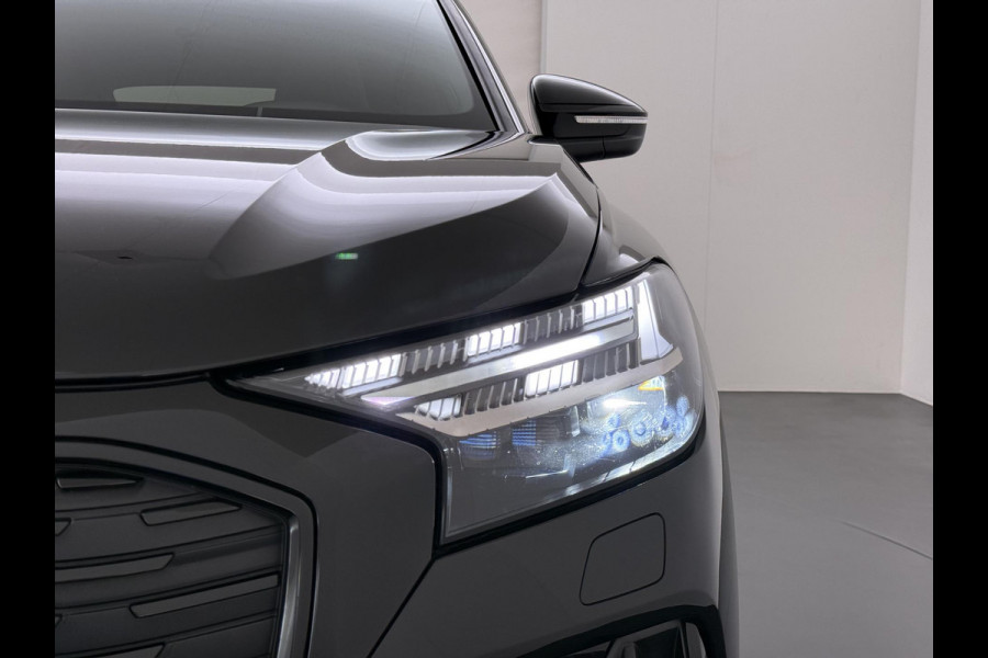 Audi Q4 Sportback e-tron 50 quattro S edition 77 kWh | 3X S-LINE| SOH 93% | LEER |MATRIX LED| ADAPTIVE CRUISE CONTROL | LEDER | ELEKTRISCHE ACHTERKLEP| CAMERA| 21 INCH!