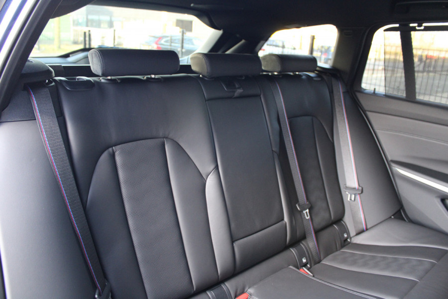 BMW 3 Serie Touring M3 xDrive Competition | NIEUWSTAAT! | COATING | HUD | H&K | MEMORY | CARBON | CSL-GRILL | KEYLESS | KERAMISCHE COATING |