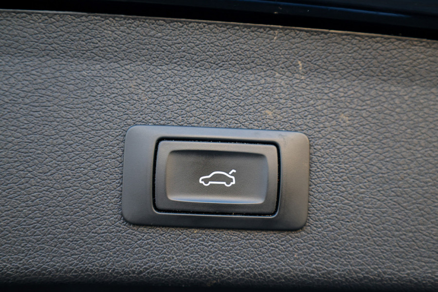 BMW 3 Serie Touring M3 xDrive Competition | NIEUWSTAAT! | COATING | HUD | H&K | MEMORY | CARBON | CSL-GRILL | KEYLESS | KERAMISCHE COATING |