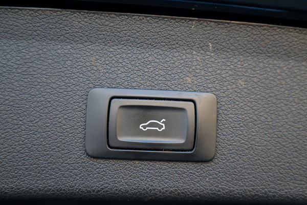 BMW 3 Serie Touring M3 xDrive Competition | NIEUWSTAAT! | COATING | HUD | H&K | MEMORY | CARBON | CSL-GRILL | KEYLESS | KERAMISCHE COATING |