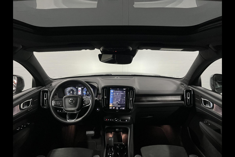 Volvo XC40 1.5 T5 Plug-in hybrid Ultimate Dark Open dak | Adapt. cruise | 360 camera | Stuur-/stoelverwarming | Harman/Kardon | Carplay