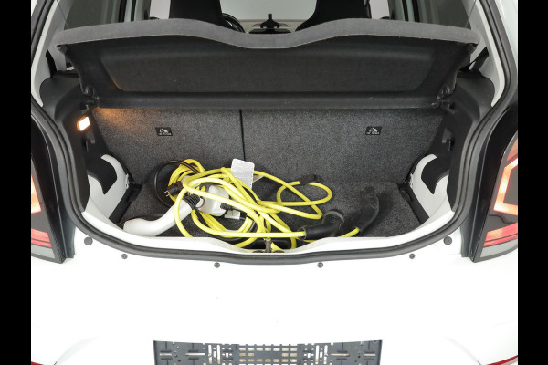 Volkswagen e-Up! e-up! Style 83 pk | Navigatie via App | Autom. airco | Elektr. spiegels | Stoelverwarming |