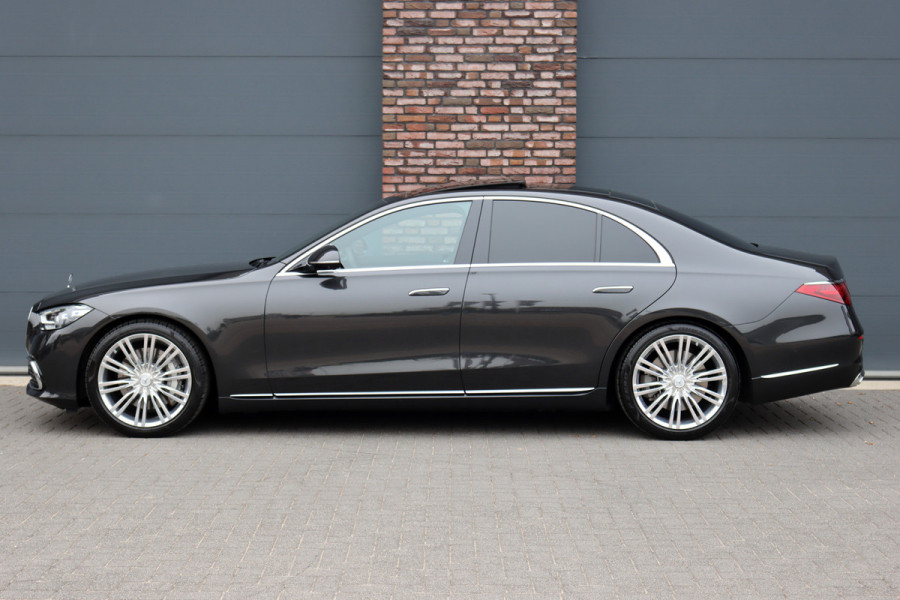 Mercedes-Benz S-Klasse 500 4MATIC Premium | E-Active Body Control | Achterasbesturing | Distronic+ | Massage | Burmester High End | Stoelventilatie V+A | 3D-Display | MBUX Tablet | Verwarmd Stuurwiel | Zonweringpakket |