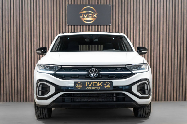 Volkswagen T-Roc 1.5 TSI R-Line IQ DSG PANO CAMERA