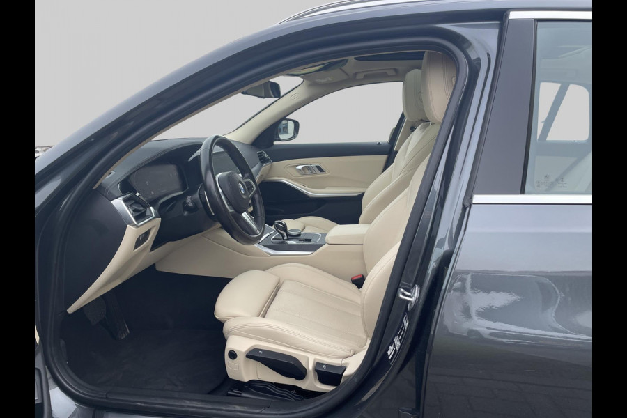 BMW 3 Serie Touring 320i Business Edition | Automaat | Schuif-kantel dak