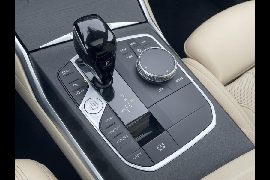 BMW 3 Serie Touring 320i Business Edition | Automaat | Schuif-kantel dak