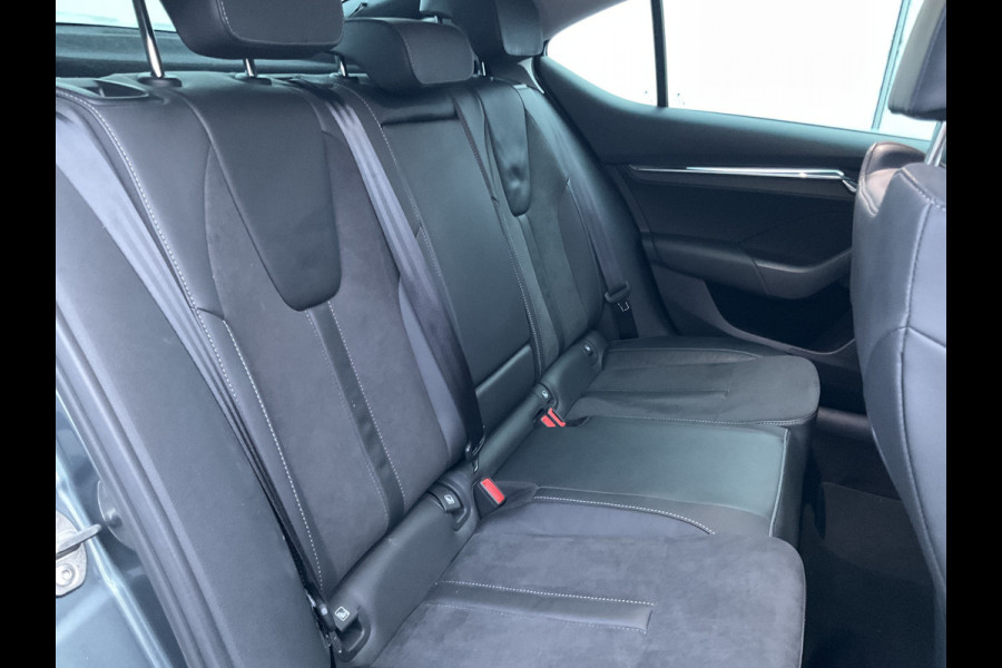 Škoda Octavia 1.4 TSI iV 259pk PHEV SOH 92% Carplay Cam Stoelverw. Business Edition Plus Plug-in