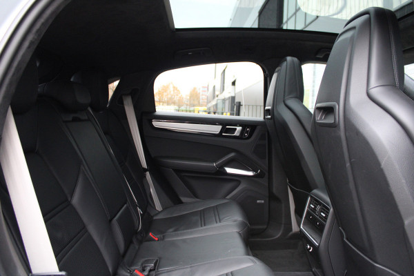 Porsche Cayenne Coupé 4.0 Turbo S E-Hybrid | VOL! | HUD | SOFT-CLOSE | KEYLESS | BOSE | PANO | MEMORY | TREKHAAK | KERAMISCH |