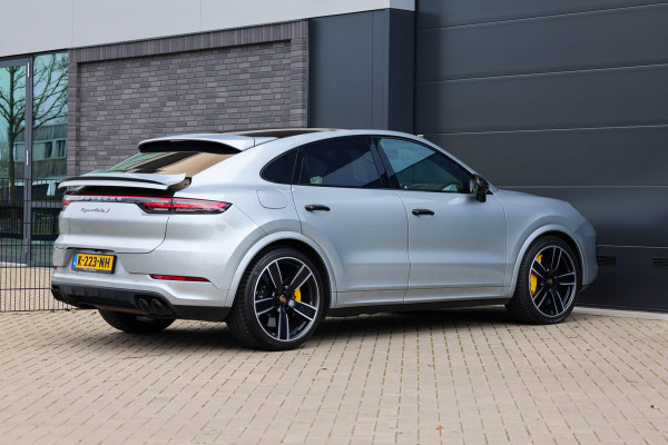 Porsche Cayenne Coupé 4.0 Turbo S E-Hybrid | VOL! | HUD | SOFT-CLOSE | KEYLESS | BOSE | PANO | MEMORY | TREKHAAK | KERAMISCH |