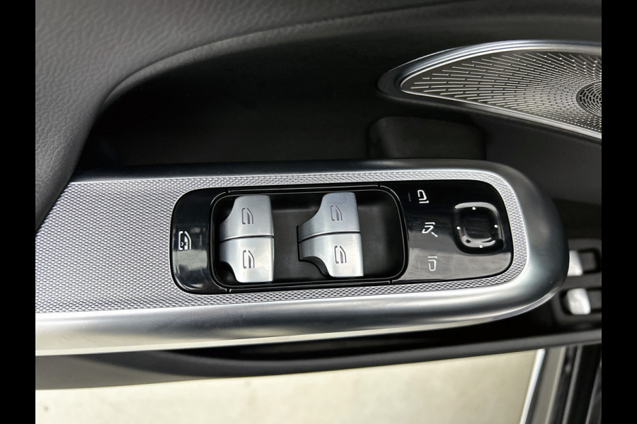 Mercedes-Benz E-Klasse 300 e AMG Plug-In Hybride AMG Line | Panoramadak | Widescreen Dashboard | Burmester® 4D surround sound system | Digil Licht. MB-paasweekend