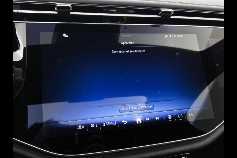 Mercedes-Benz E-Klasse 300 e AMG Plug-In Hybride AMG Line | Panoramadak | Widescreen Dashboard | Burmester® 4D surround sound system | Digil Licht. MB-paasweekend