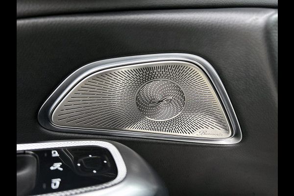 Mercedes-Benz E-Klasse 300 e AMG Plug-In Hybride AMG Line | Panoramadak | Widescreen Dashboard | Burmester® 4D surround sound system | Digil Licht. MB-paasweekend