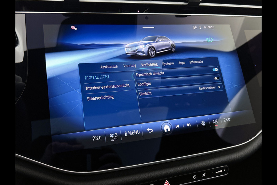 Mercedes-Benz E-Klasse 300 e AMG Plug-In Hybride AMG Line | Panoramadak | Widescreen Dashboard | Burmester® 4D surround sound system | Digil Licht. MB-paasweekend