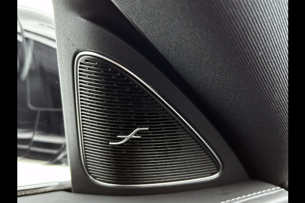 Mercedes-Benz E-Klasse 300 e AMG Plug-In Hybride AMG Line | Panoramadak | Widescreen Dashboard | Burmester® 4D surround sound system | Digil Licht. MB-paasweekend