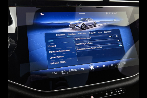 Mercedes-Benz E-Klasse 300 e AMG Plug-In Hybride AMG Line | Panoramadak | Widescreen Dashboard | Burmester® 4D surround sound system | Digil Licht. MB-paasweekend
