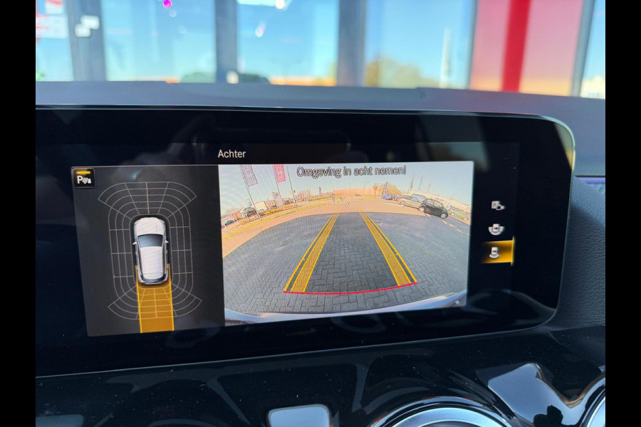 Mercedes-Benz GLA 250 e Business Solution AMG Limited