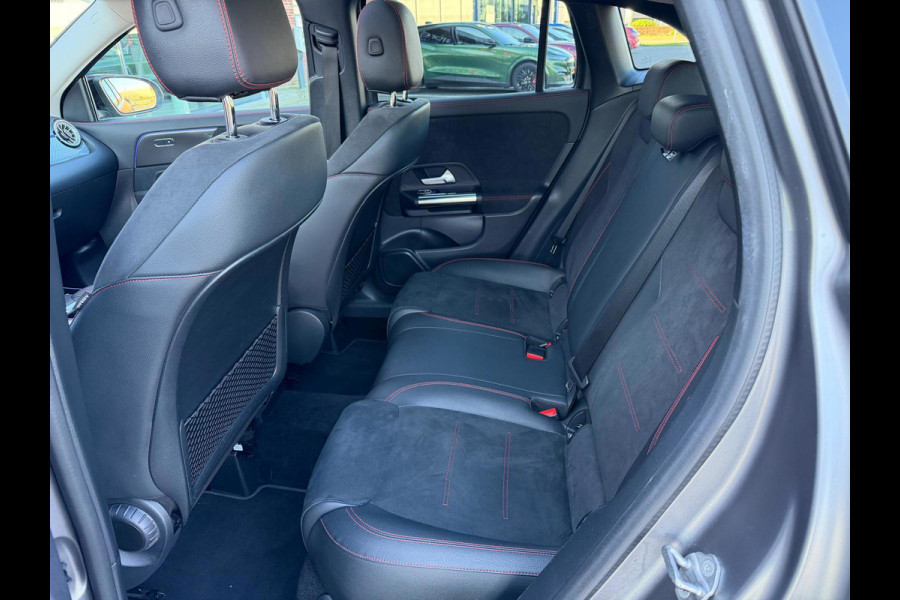 Mercedes-Benz GLA 250 e Business Solution AMG Limited