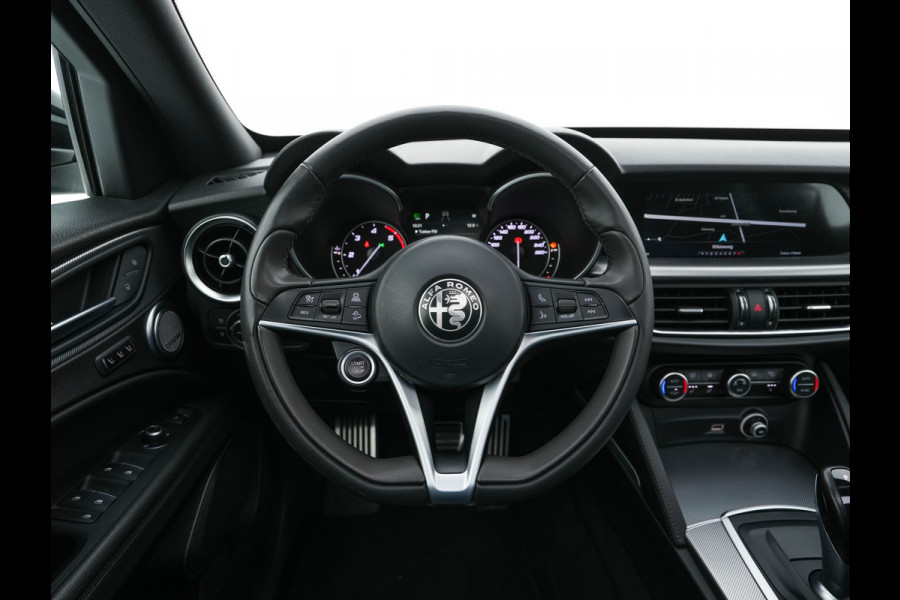 Alfa Romeo Stelvio 2.2d AWD Q4 Super Aut. *PANO | LEATHER | BI-XENON | MEMORY-PACK | HARMAN/KARDON | BLINDSPOT | CAMERA | DAB+ | NAVI-FULLMAP | HEATED-SPORTSEATS | ECC | ADAPTIVE-CRUISE | PDC | PRIVACYGLASS | TOWBAR | 19"ALU*