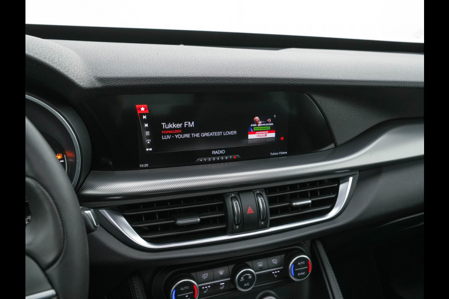 Alfa Romeo Stelvio 2.2d AWD Q4 Super Aut. *PANO | LEATHER | BI-XENON | MEMORY-PACK | HARMAN/KARDON | BLINDSPOT | CAMERA | DAB+ | NAVI-FULLMAP | HEATED-SPORTSEATS | ECC | ADAPTIVE-CRUISE | PDC | PRIVACYGLASS | TOWBAR | 19"ALU*