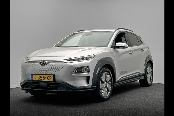 Hyundai Kona EV Premium 64 kWh | Leder | Camera | Stoelverwarming/Koeling | Origineel NL