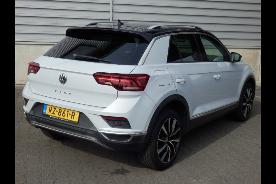 Volkswagen T-Roc 1.5 TSI 150PK | Sport | Clima | ParkPilot |