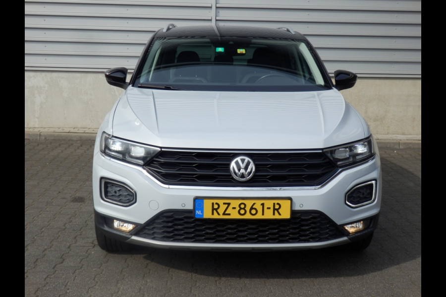 Volkswagen T-Roc 1.5 TSI 150PK | Sport | Clima | ParkPilot |