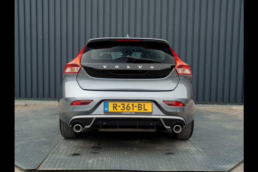 Volvo V40 1.5 T3 R-Design | Stoelverwarming | Prijs Rijklaar!!