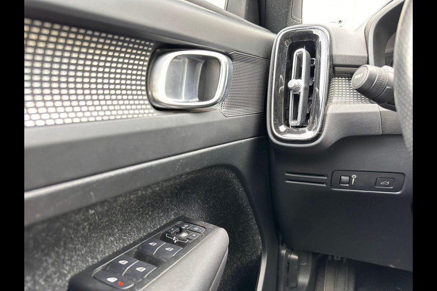 Volvo XC40 Recharge P8 AWD R-Design | SOH: 92,4% | Alcantara | Adaptive CC | Camera | Blindspot |