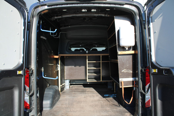 Ford Transit 350 2.0 TDCI L3H2 DC 6Zits Trend 130pk - Trekhaak - Impriaal - Cruise - Raptor Grill - Rijklaar