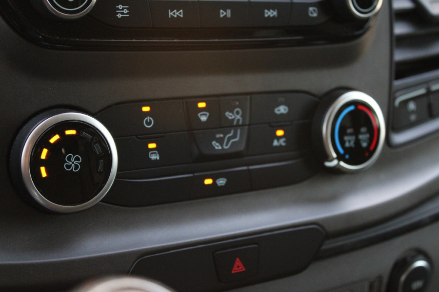 Ford Transit 350 2.0 TDCI L3H2 DC 6Zits Trend 130pk - Trekhaak - Impriaal - Cruise - Raptor Grill - Rijklaar