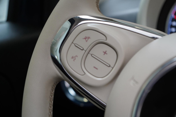 Fiat 500C 1.0 Hybrid Lounge | Navigatie | Cruise control | Airconditioning | Parkeersensoren achter