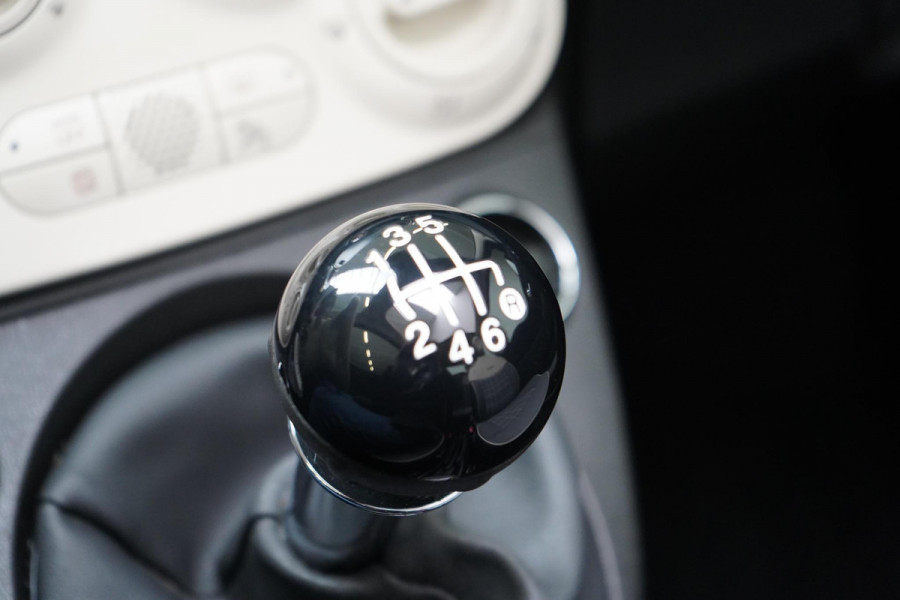 Fiat 500C 1.0 Hybrid Lounge | Navigatie | Cruise control | Airconditioning | Parkeersensoren achter