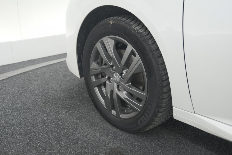 Peugeot 208 PureTech 100 Allure Pack | Camera | Apple Carplay | Parkeersensoren