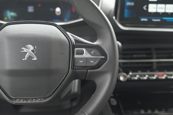 Peugeot 208 PureTech 100 Allure Pack | Camera | Apple Carplay | Parkeersensoren