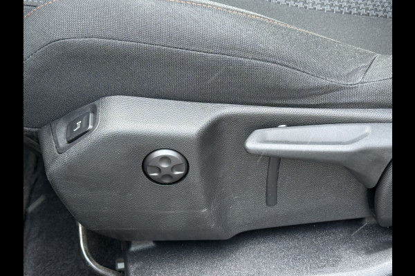 Peugeot 5008 BWJ 2022 | 1.2T 131PK Pack Bus | CAMERA A | CLIMA | NAVI | CRUISE | PDC 2X | CARPLAY | LMV |