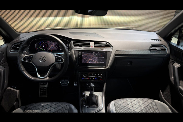 Volkswagen Tiguan 1.4 TSI eHybrid 3X R-Line|Pano|Matrix|Virtual|360|Keyless|Black Pakket