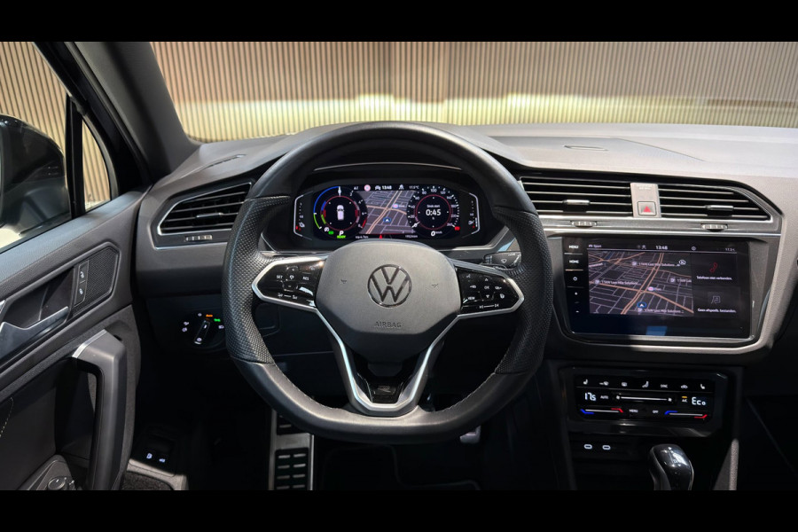 Volkswagen Tiguan 1.4 TSI eHybrid 3X R-Line|Pano|Matrix|Virtual|360|Keyless|Black Pakket